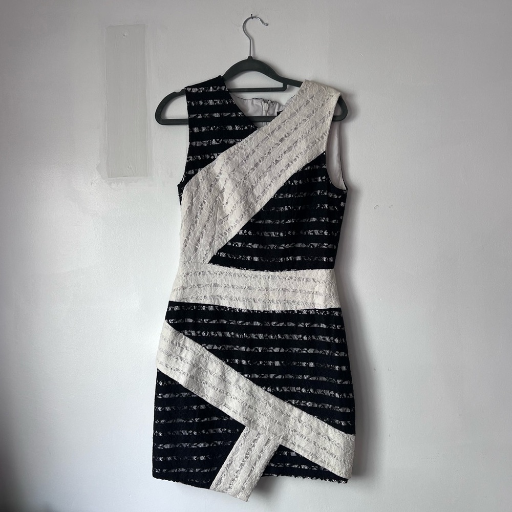 BCBGMaxAzria Black and White Asymmetrical Short Dress size 4